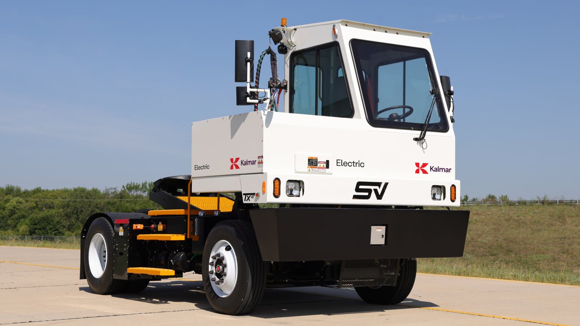 Kalmar TX Electrical Terminal Tractor
