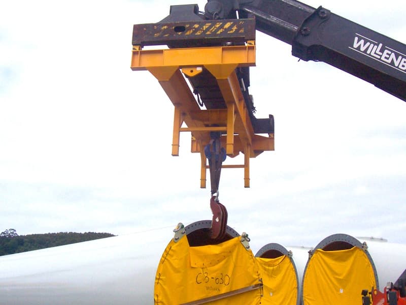 Multipurpose Frame with Multiple Lower Lifting Points
